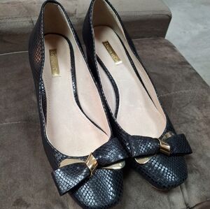 Louise et Cie bow pumps Size 8.5